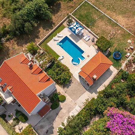 Holiday Home Luce Vitaljina エクステリア 写真